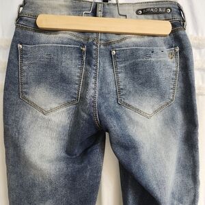 Like new, Buffalo size 24x30 👖